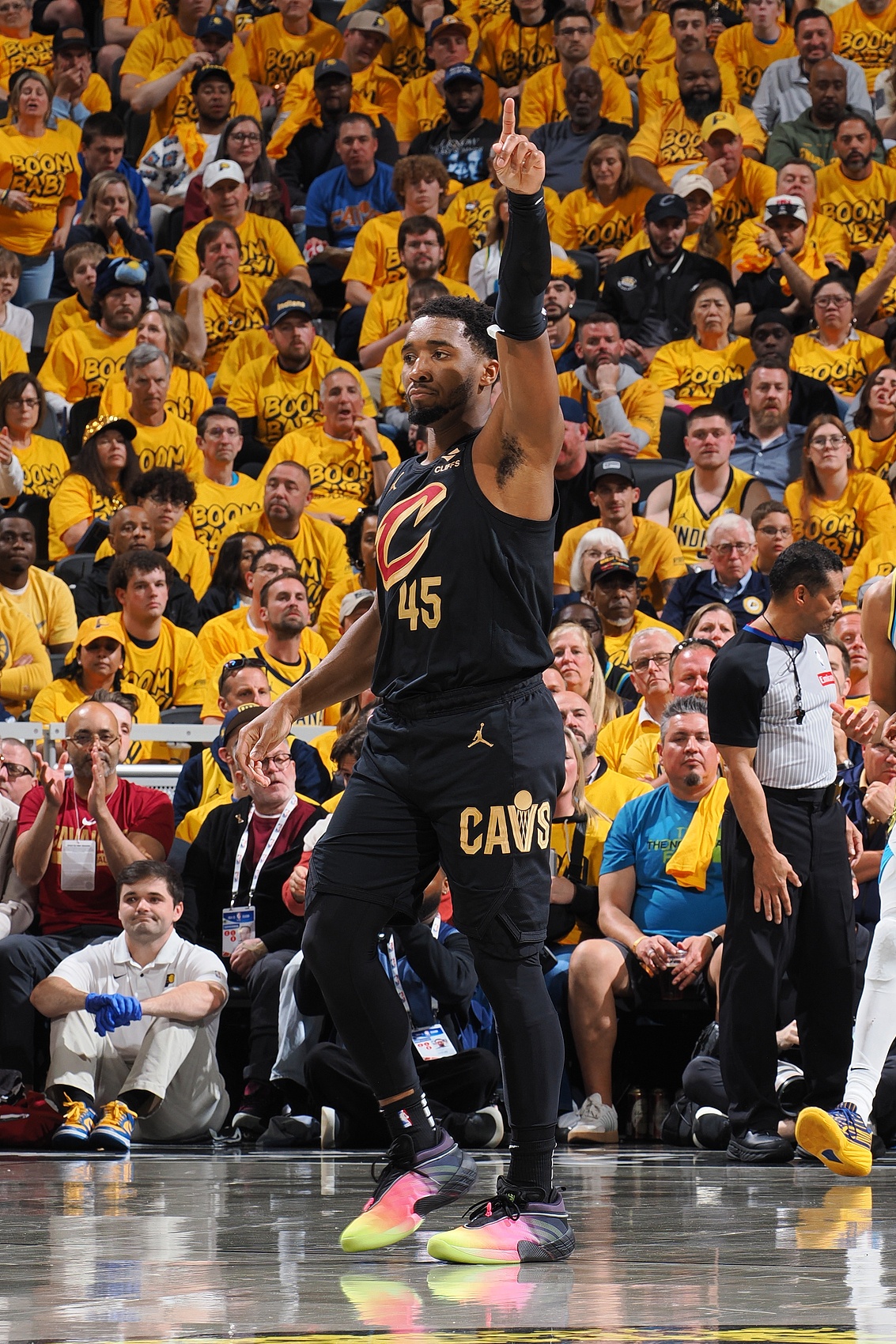 世俱杯买球-NBA官网评新赛季东部前十球员：字母哥第一 布伦森第二恩比德第六