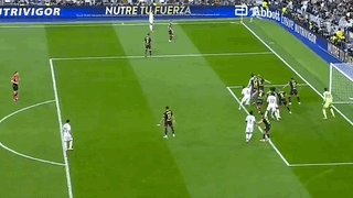 世俱杯2025-【西甲】魔笛世界波小熊破门！皇马2比0赫罗纳