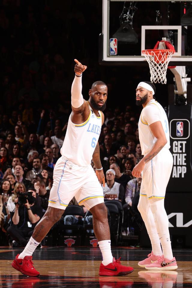 世俱杯官网-【早报】姆巴佩整活儿+梅西单核，巴黎太懂流量了！